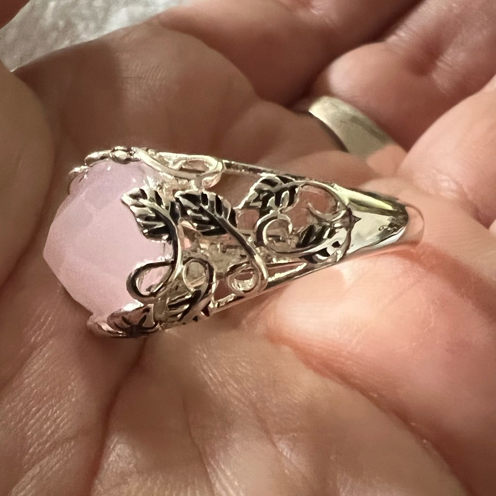 NWOT🌟 Beautiful ring! - Picture 2 of 4